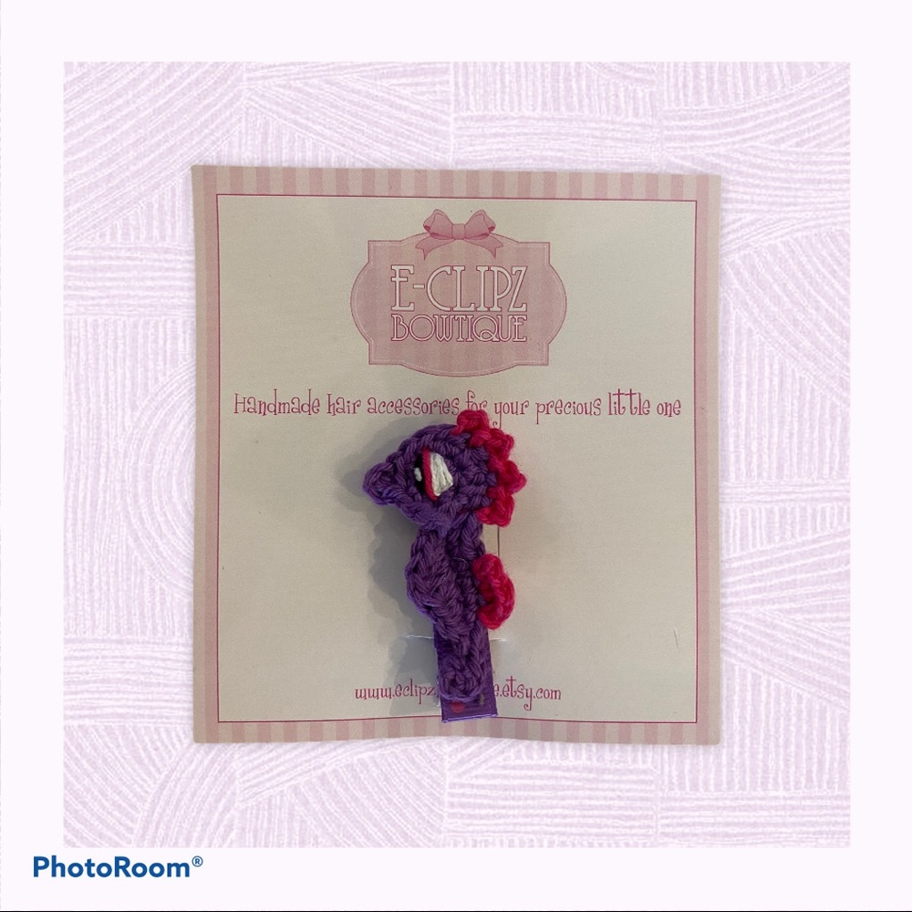 NEW HANDMADE PURPLE CROCHET SEAHORSE HAIR CLIP